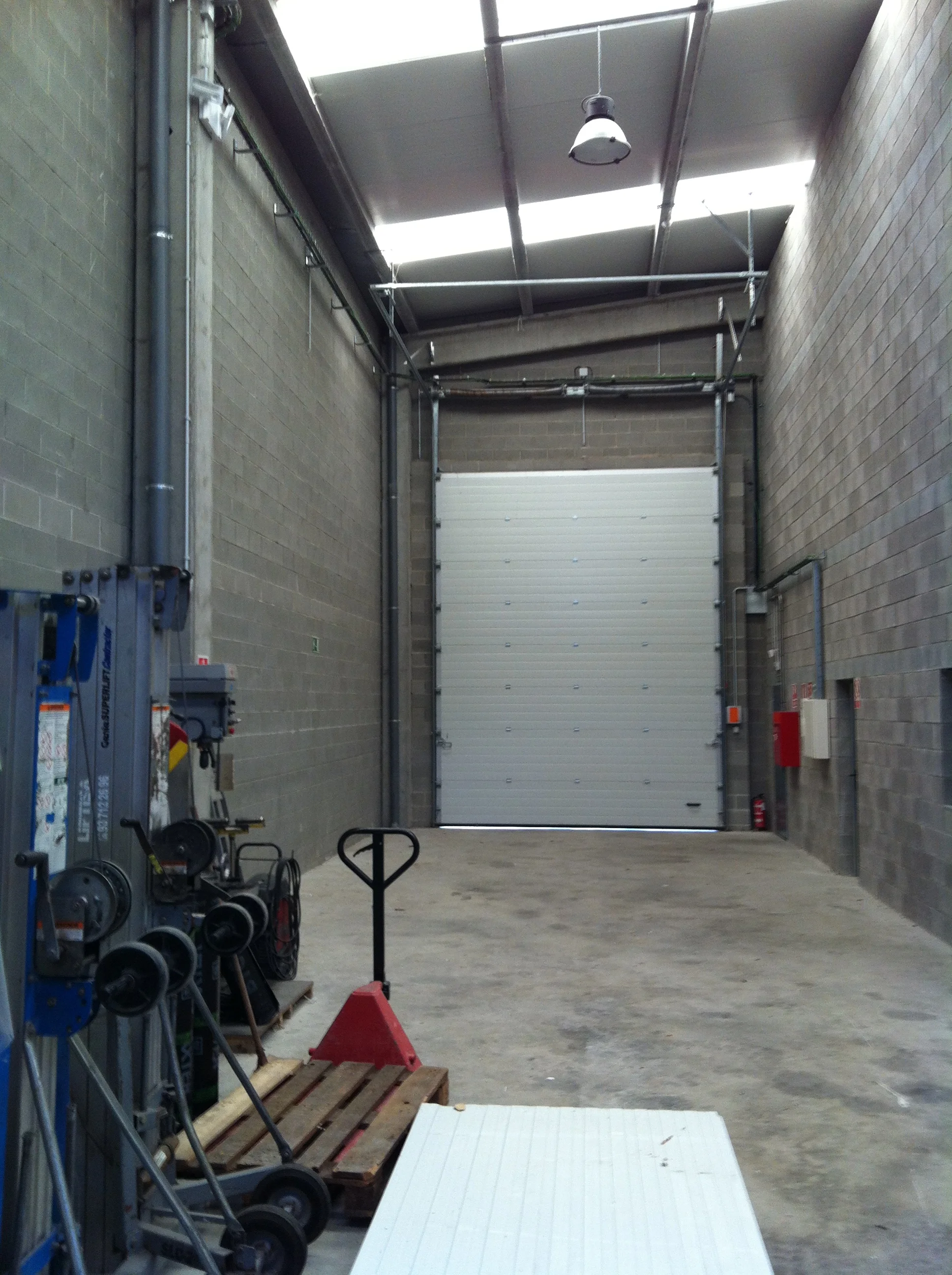 Nau Industrial en venda—La Cellera de Ter